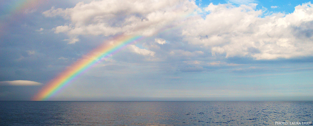 double rainbow over the ocean